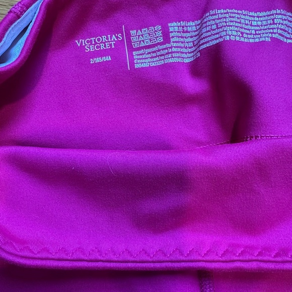 Victoria’s Secret Incredible Essential Leggings Barbie Pink - Picture 7 of 7